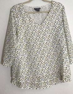 S/i Studio Semi Sheer Flowy Top Sz Large White